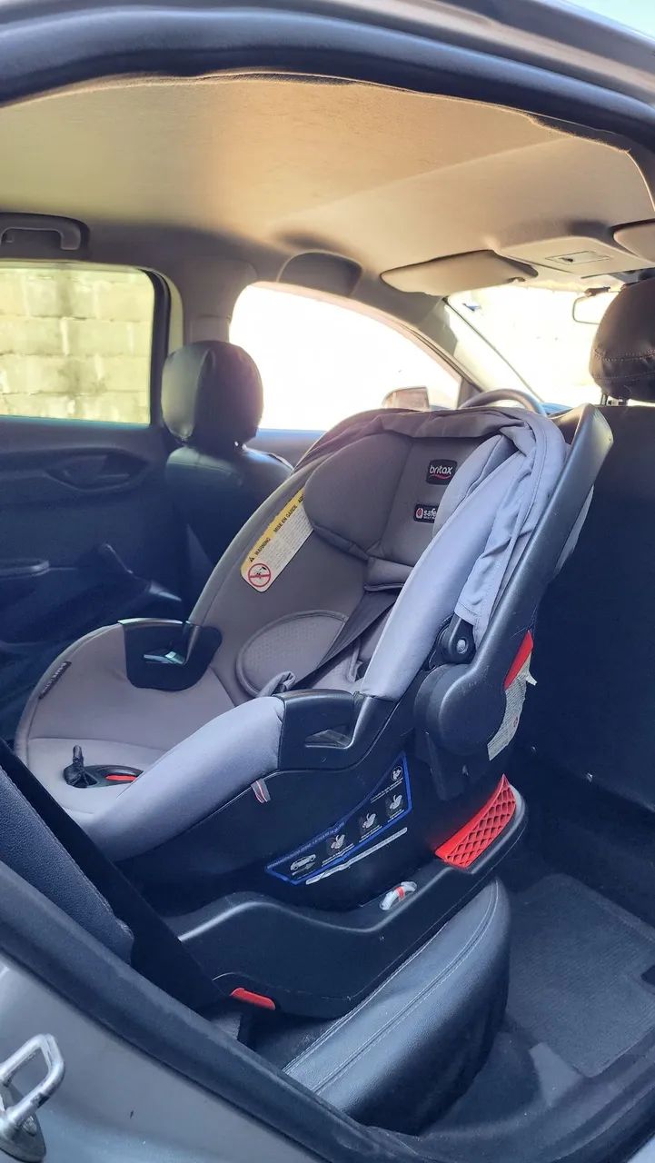 Bebê conforto Britax com base - ótimo estado - Foto 2