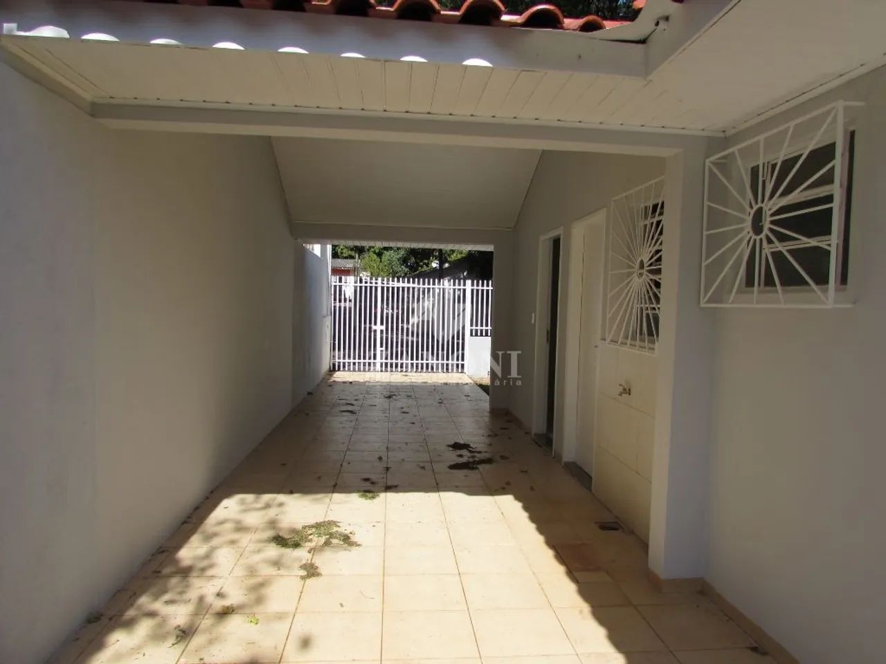 Locação de Casas / Padrão na cidade de Maringá - Foto 4