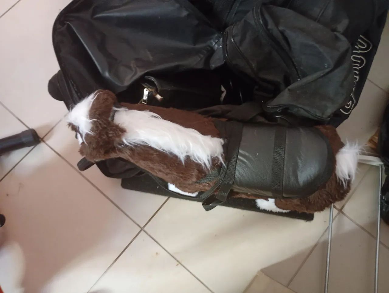 Brinquedo Cavalinho de Balanço semi novo! - Foto 2