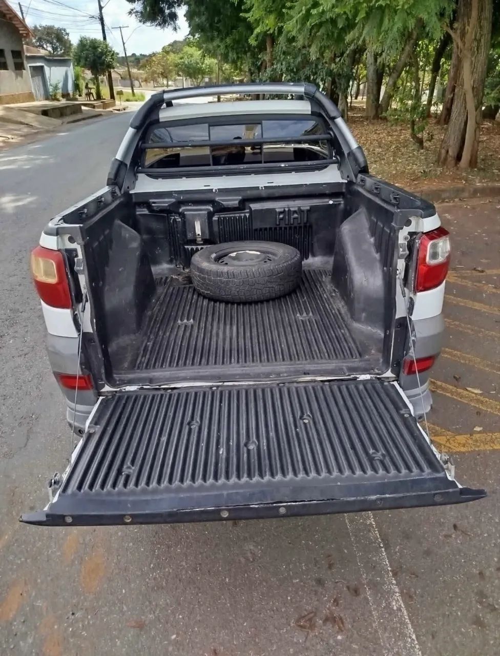Fiat Strada Adv.1.8 16V Dualogic Flex CD 2016 - Foto 2