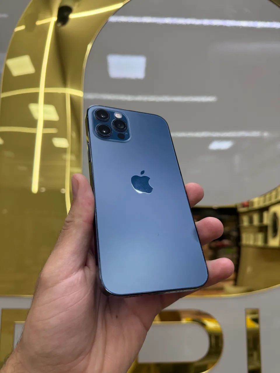 IPHONE 12 PRO 128GB 5G AZUL SEMI NOVO SUPER PROMOÇÃO - Celulares e