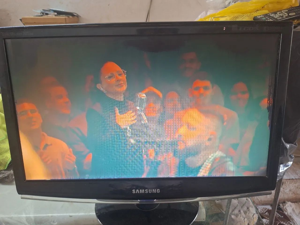 TV Monitor Samsung 20 Polegadas SyncMaster 2033M detalhe na tela  - Foto 3