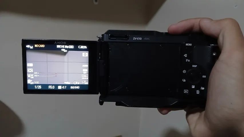 Câmera Sony ZV-E10  - Foto 4