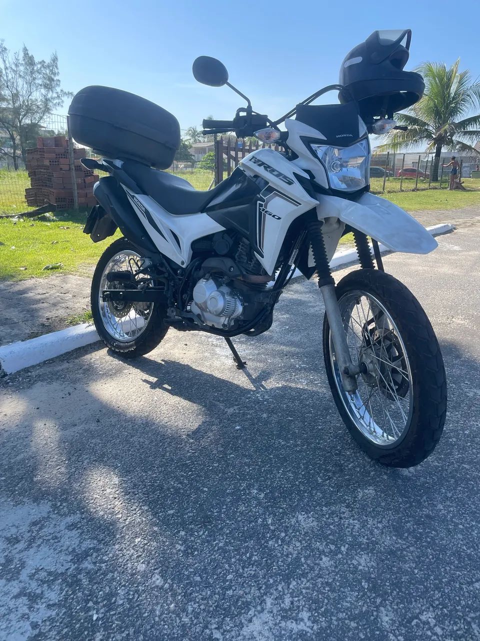 Honda bross 2023 