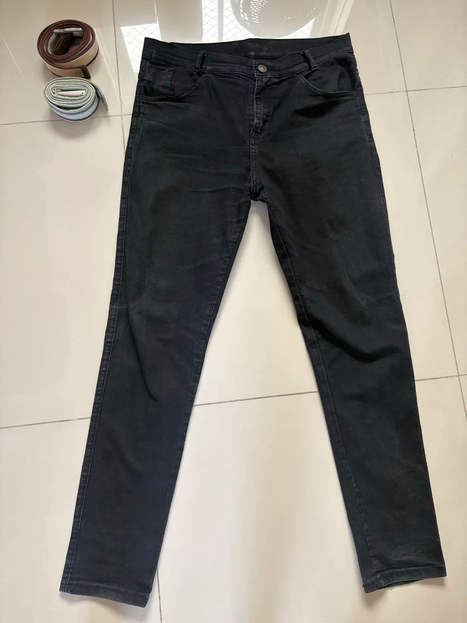Calça jeans + cinto de brinde  - Foto 2