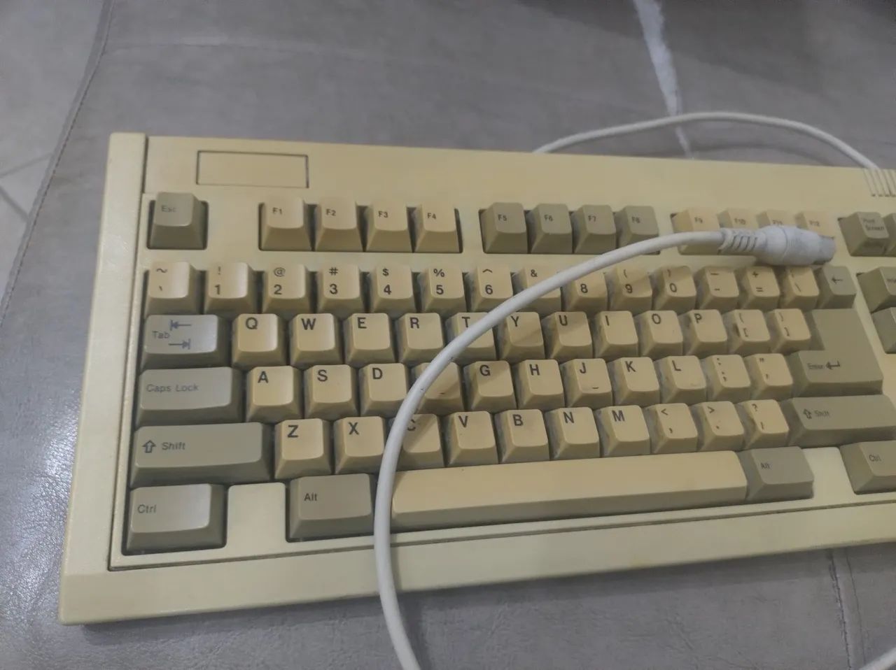 Teclado Dim AT/XT funcionando - algumas teclas com falha  - Foto 2