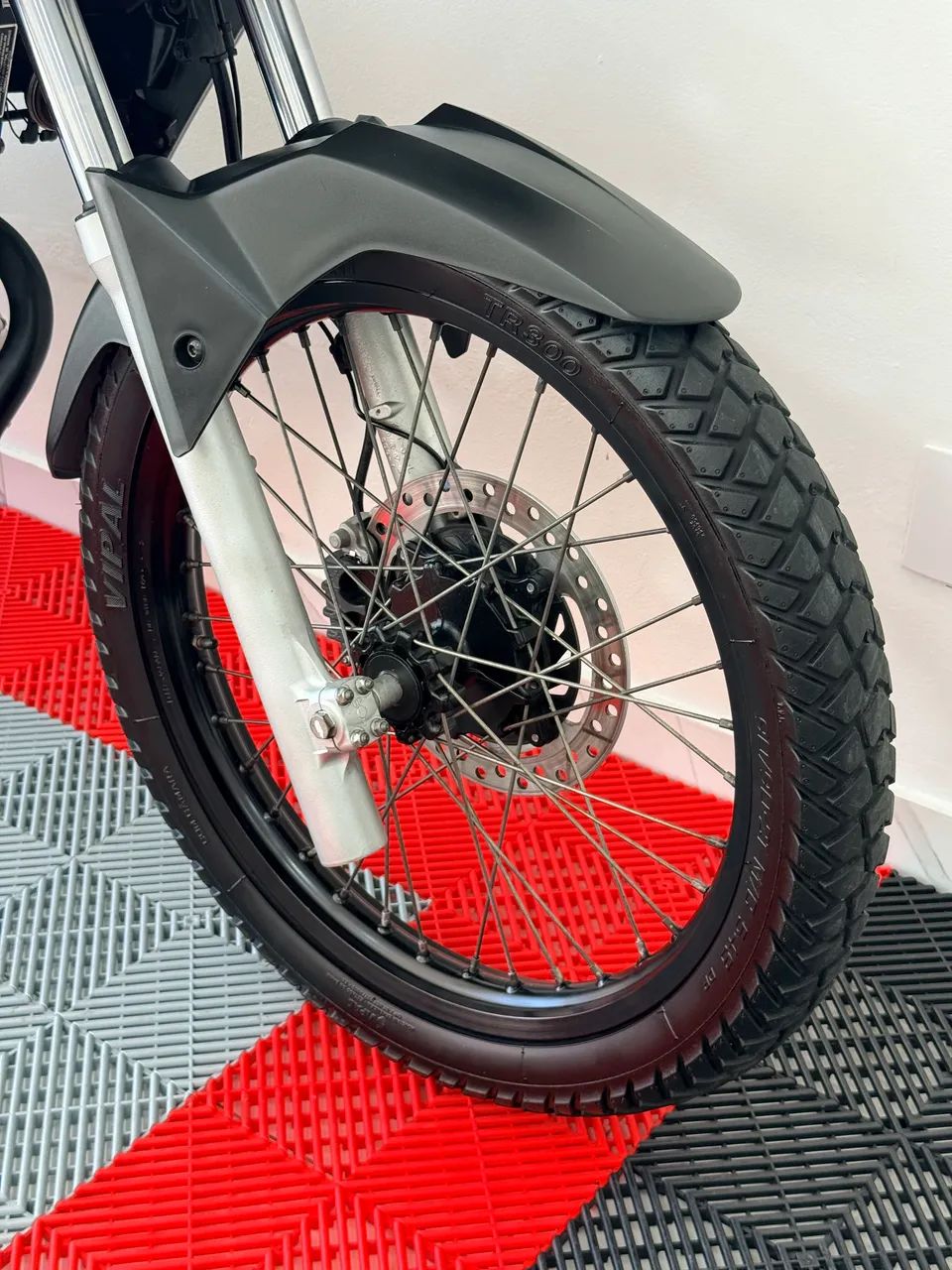 HONDA XRE 300  - Foto 4