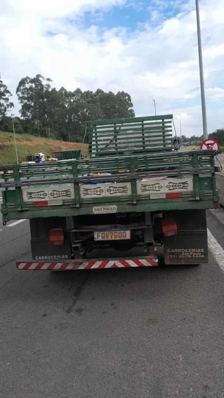 Ford Cargo 2014 melhor oportunidade 