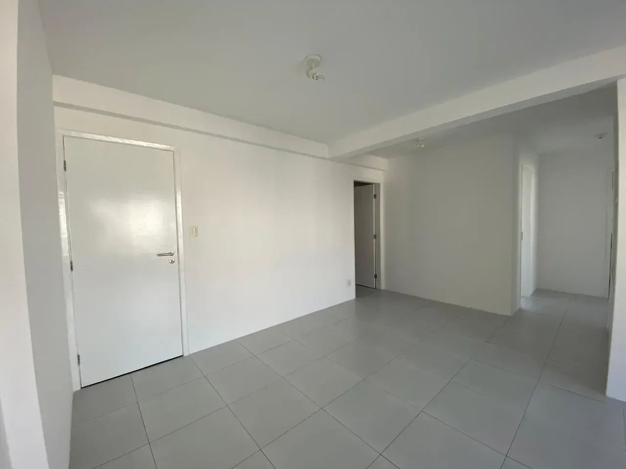 Ícone de Setúbal. 8º Andar do Edf. Rosa de Campos Classic 3 Quartos com 93m². - Foto 2