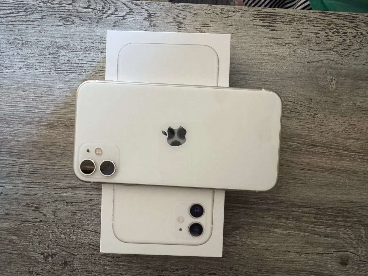 IPHONE 11 64gb - Foto 5