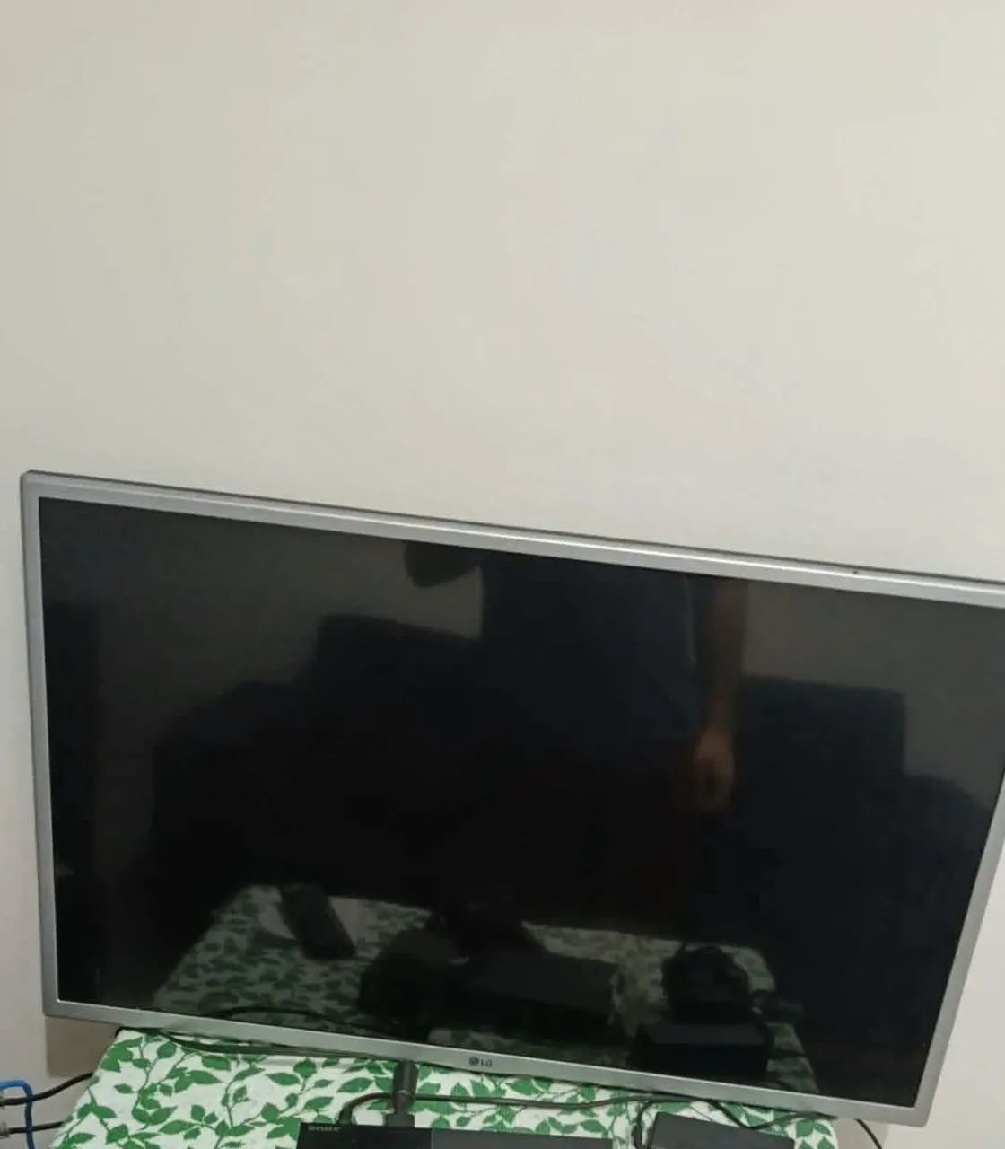 Smart TV LG 32 Polegadas usada, valor negociável. - Foto 2
