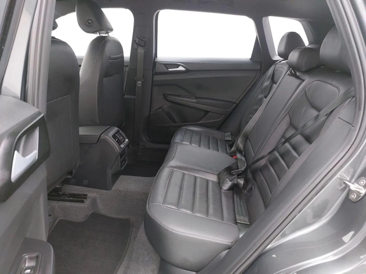 Volkswagen Taos Highline 1.4 250 TSI Flex Aut., foto 17 de 18