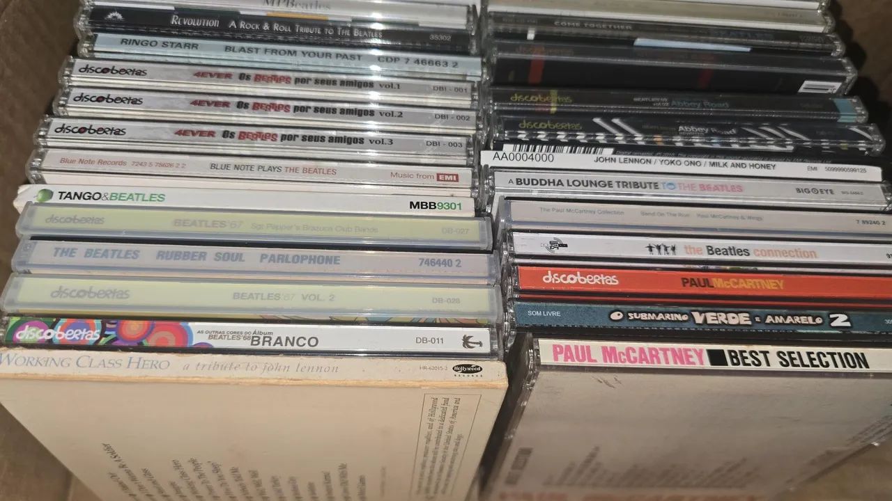 CDs talking heads 9 unidades + coleção Beatles - CDs, DVDs etc