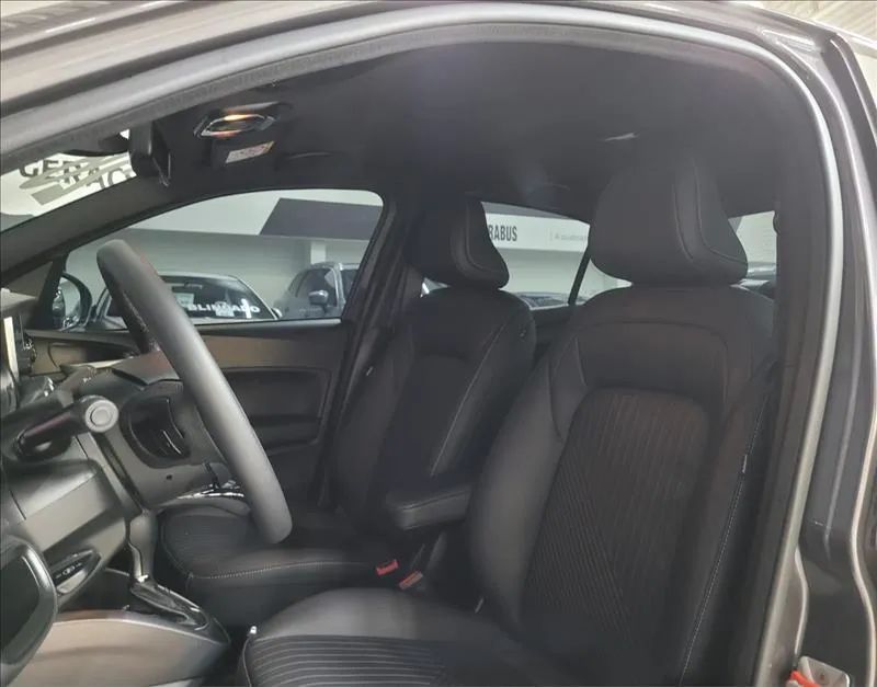 Fiat Cronos Precision 1.3 16V Flex Aut., foto 15 de 16