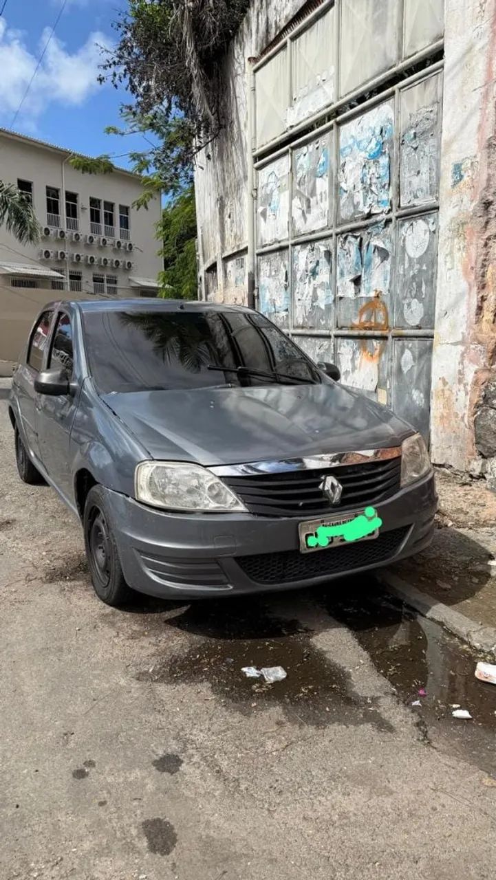 Renault Logan 2013