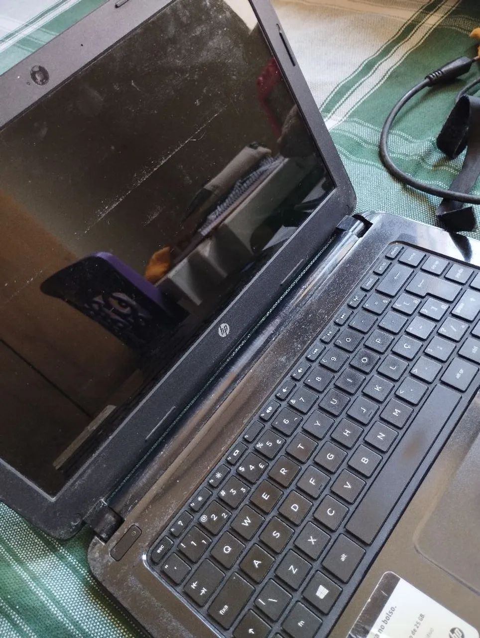 VENDO NOTEBOOK HP I3 - Foto 4