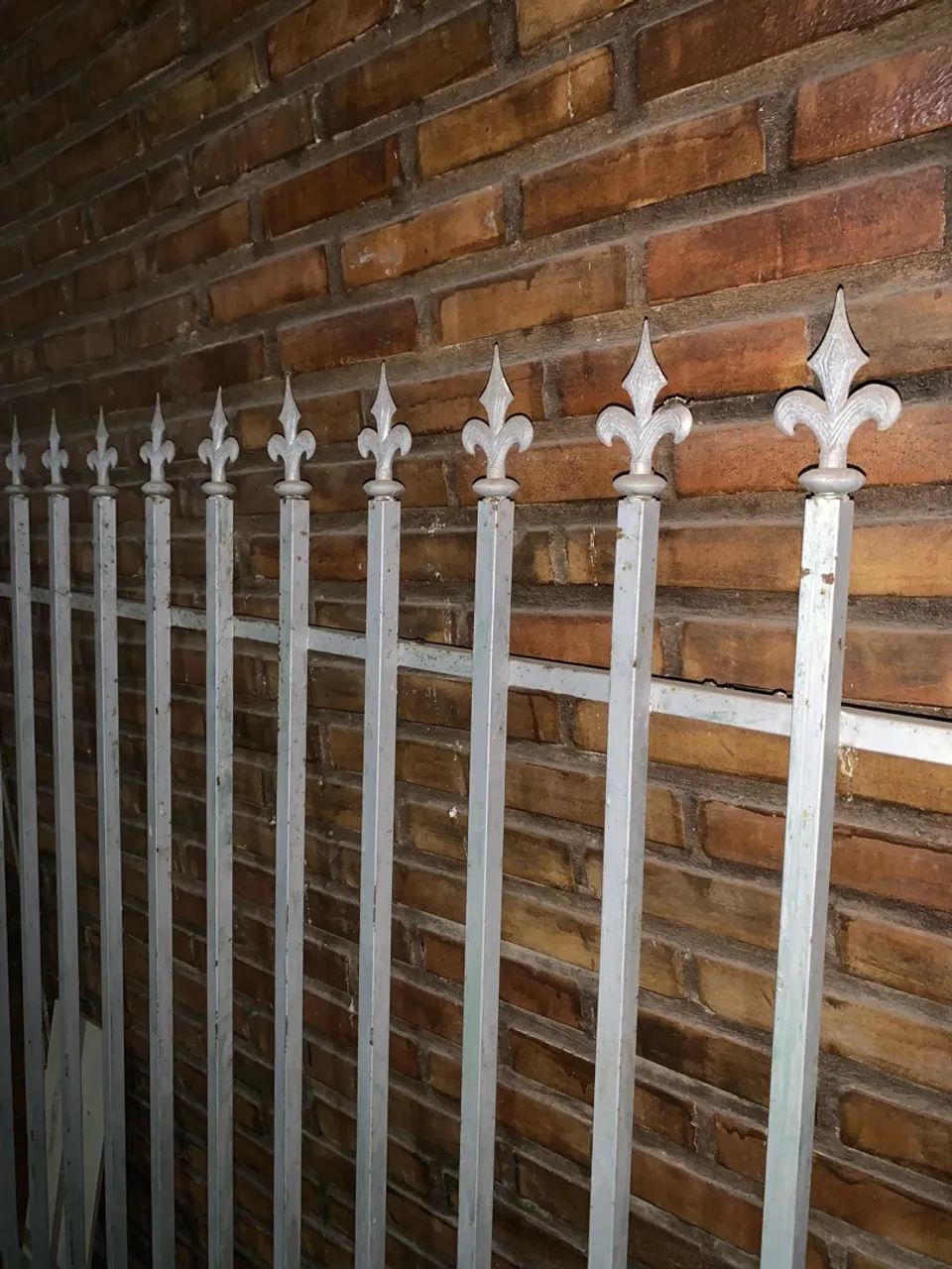Duas Grades de Ferro impecável  - Foto 3