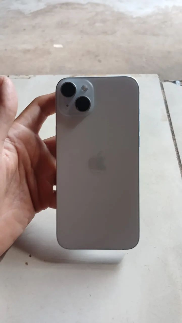 iPhone 15 plus, 128GB, bateria 78%