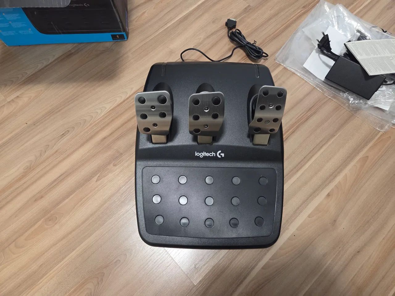 Volante G29 Logitech - Foto 3