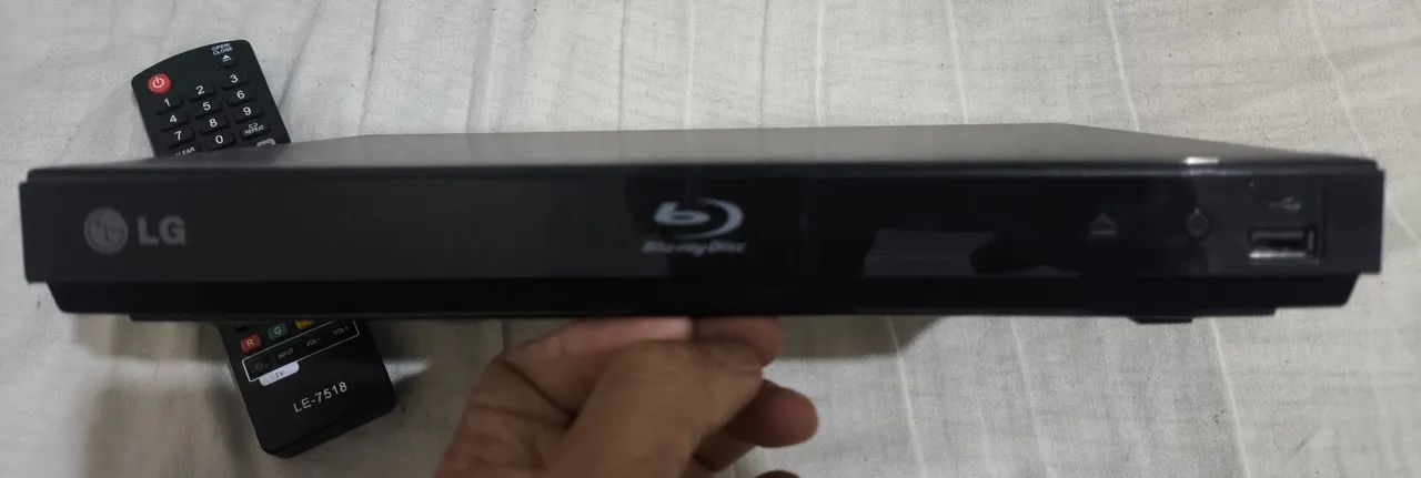 Reprodutor/Player Blu-ray LG BP126 - Foto 2