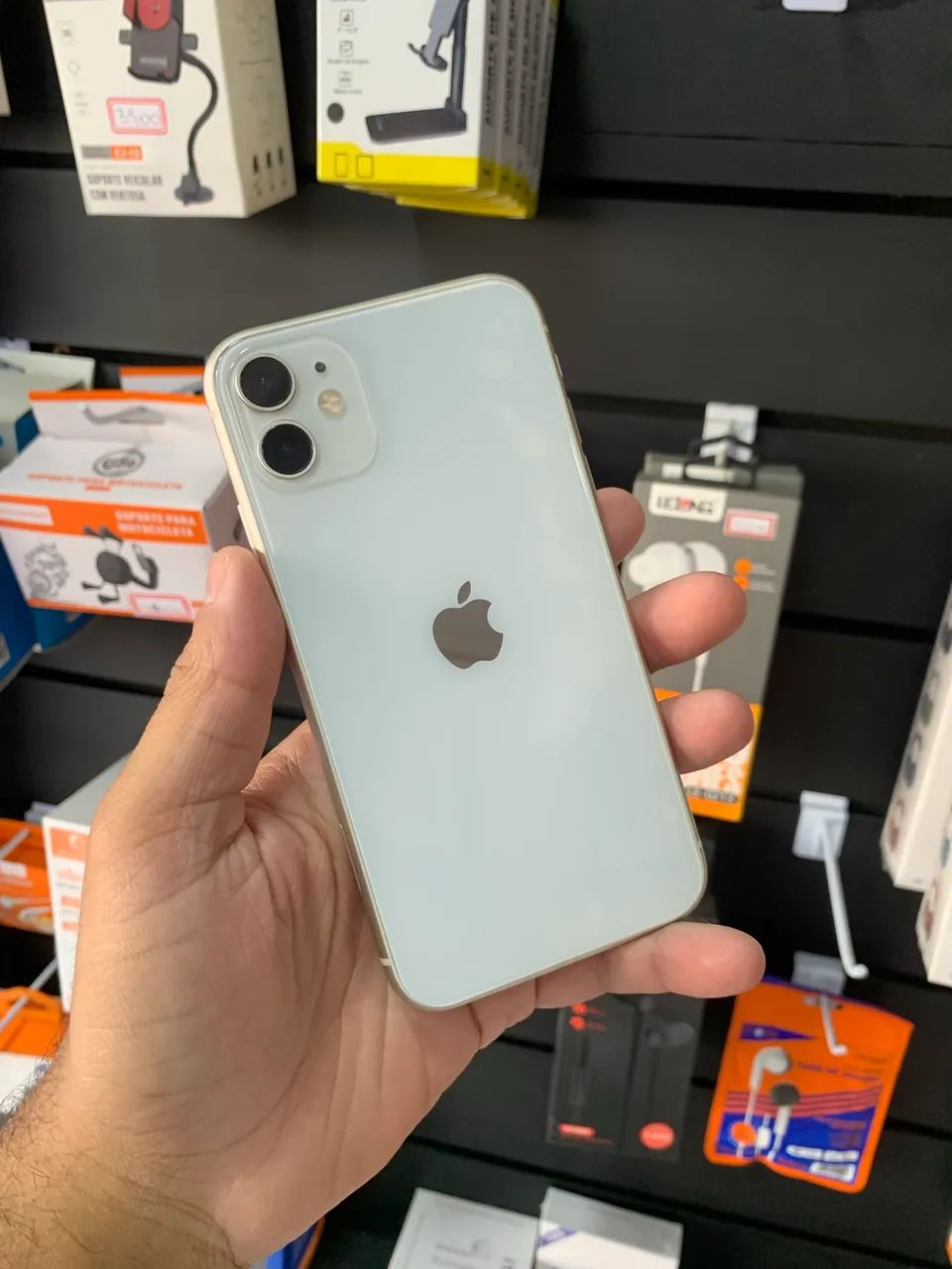 iPhone 11 64GB - Foto 2