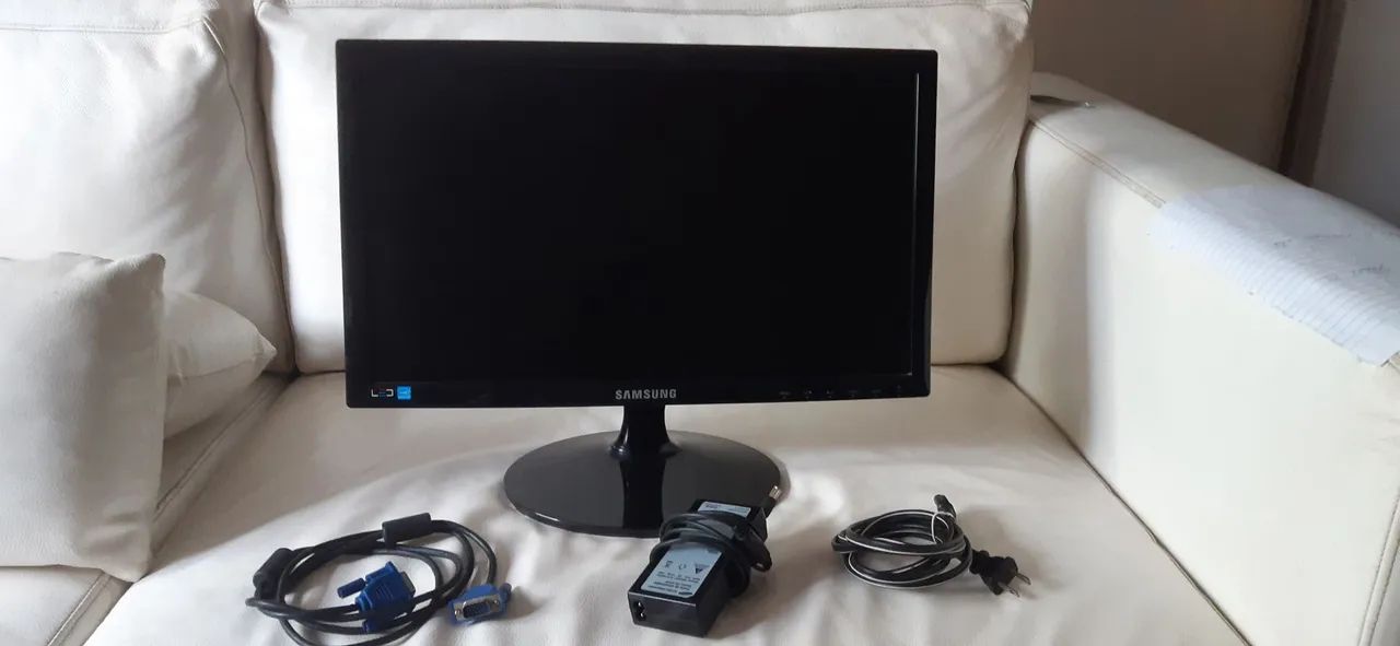Monitor Samsung Pouco uso  - Foto 2
