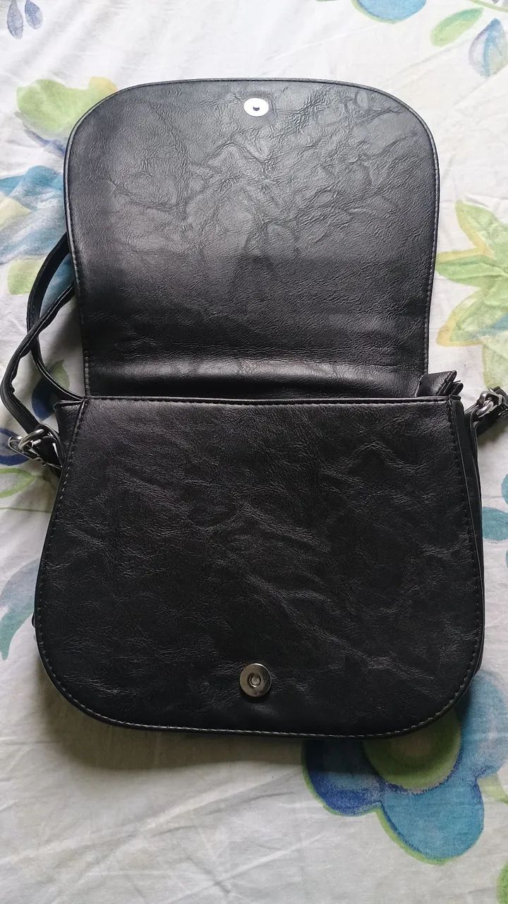 Bolsa feminina em couro  - Foto 2