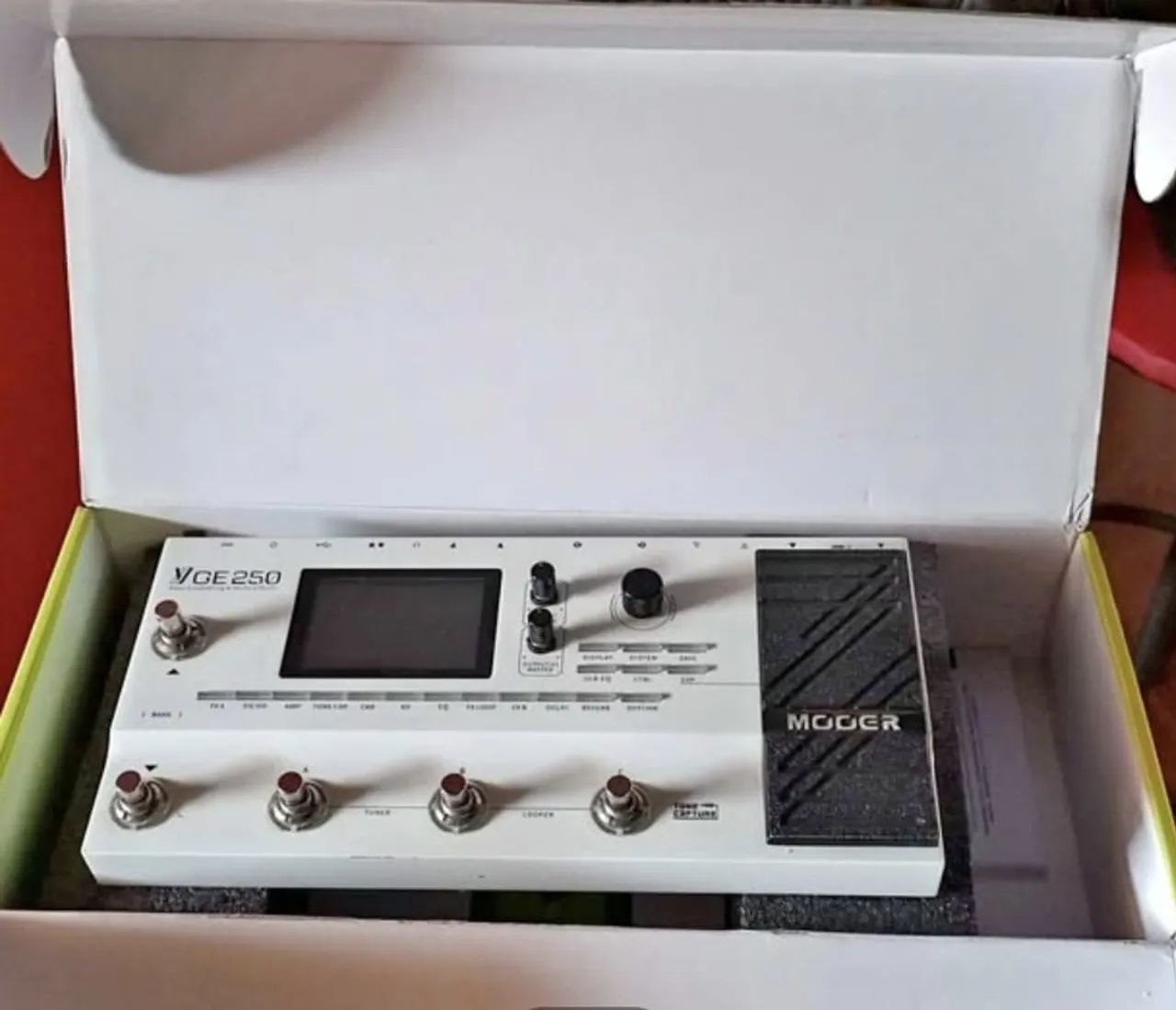 PEDALEIRA MOOER GE250 NOVA - Instrumentos musicais - Vila Isabel