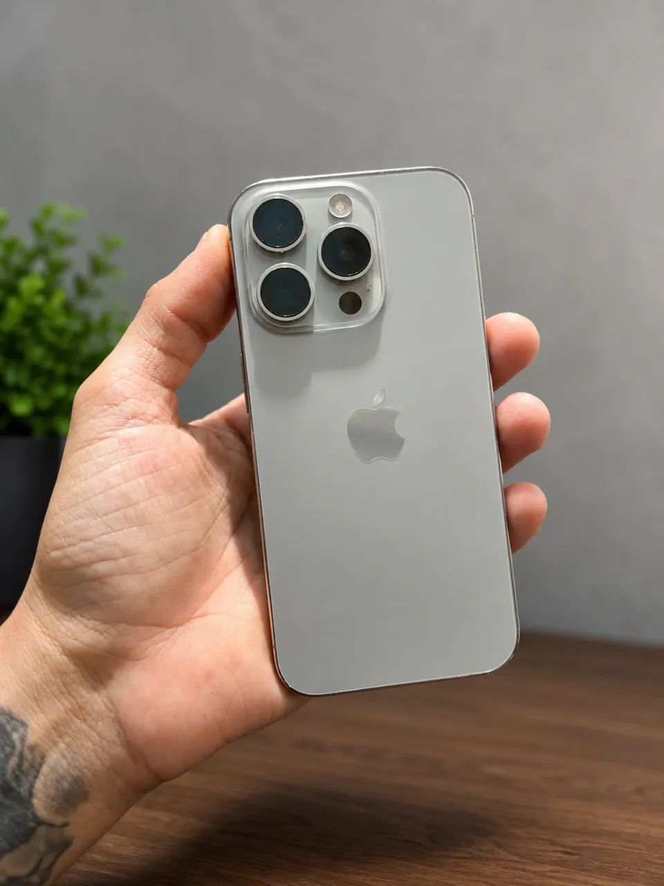 iPhone 15 pro 256GB - Foto 2