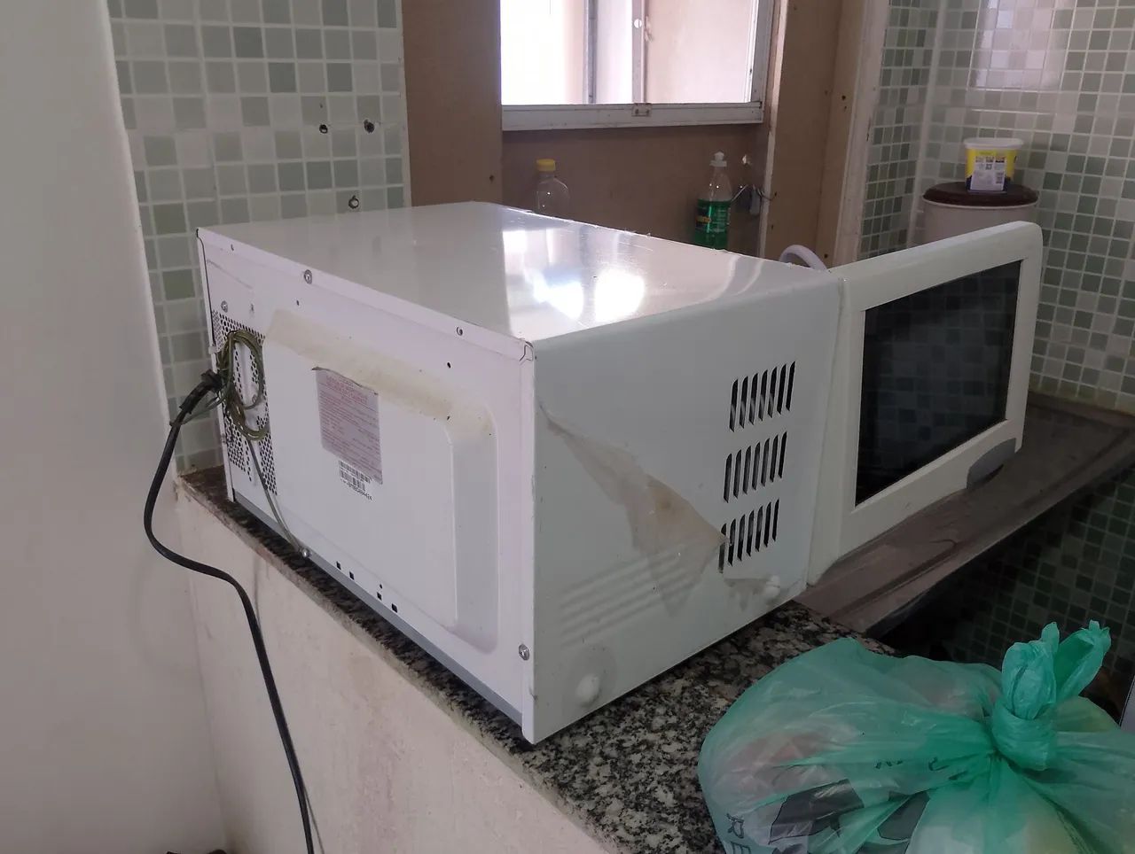 Novo,Vendo microondas Panasonic com problema  - Foto 4