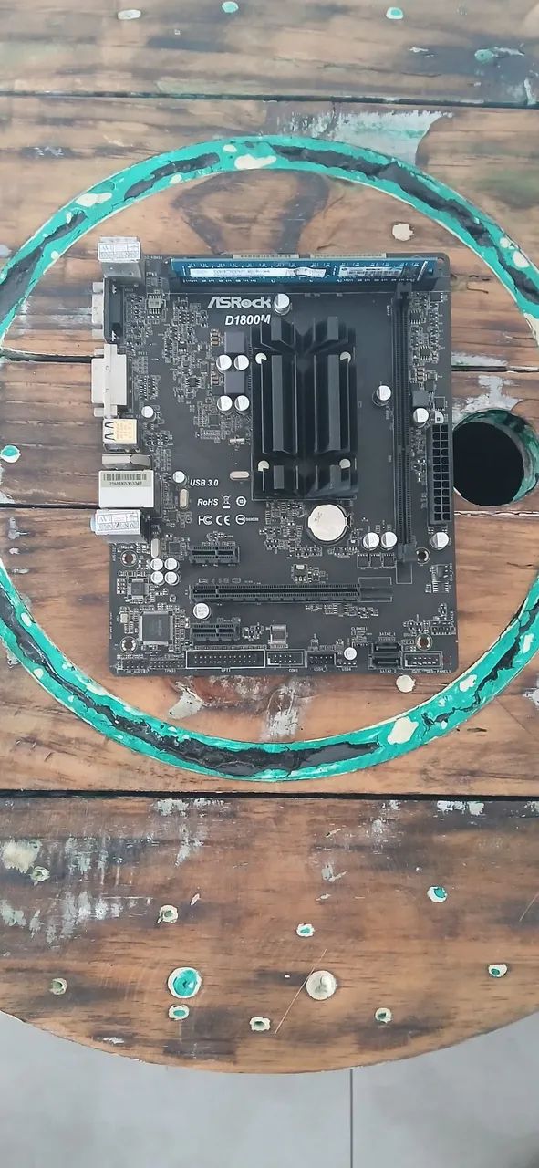 Kit Placa-Mãe+memória RAM Asrock 