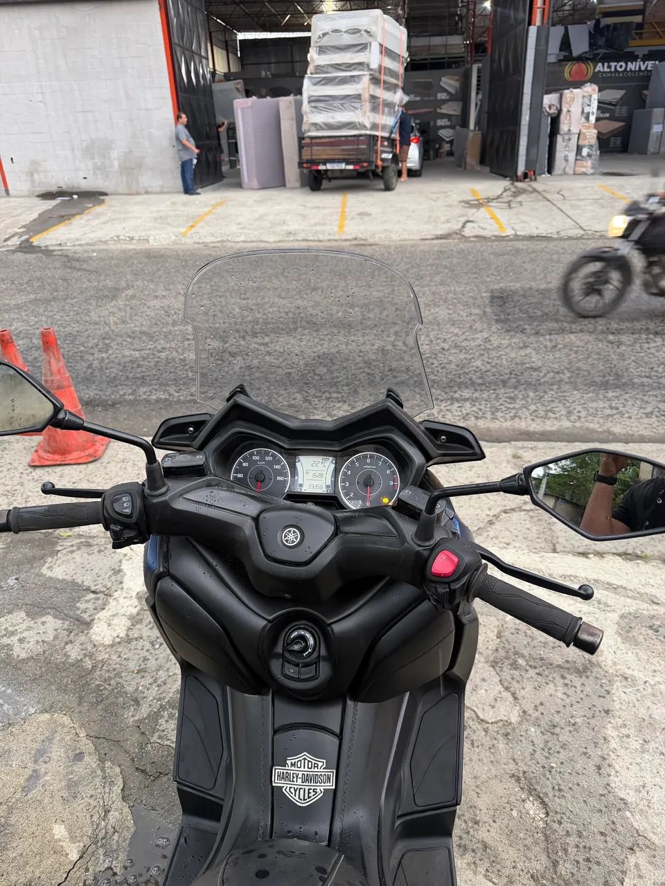 XMAX 21  - Foto 4