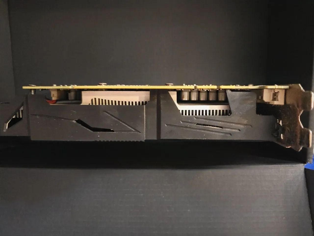 GTX 1650 4GB NVIDIA  - Foto 2