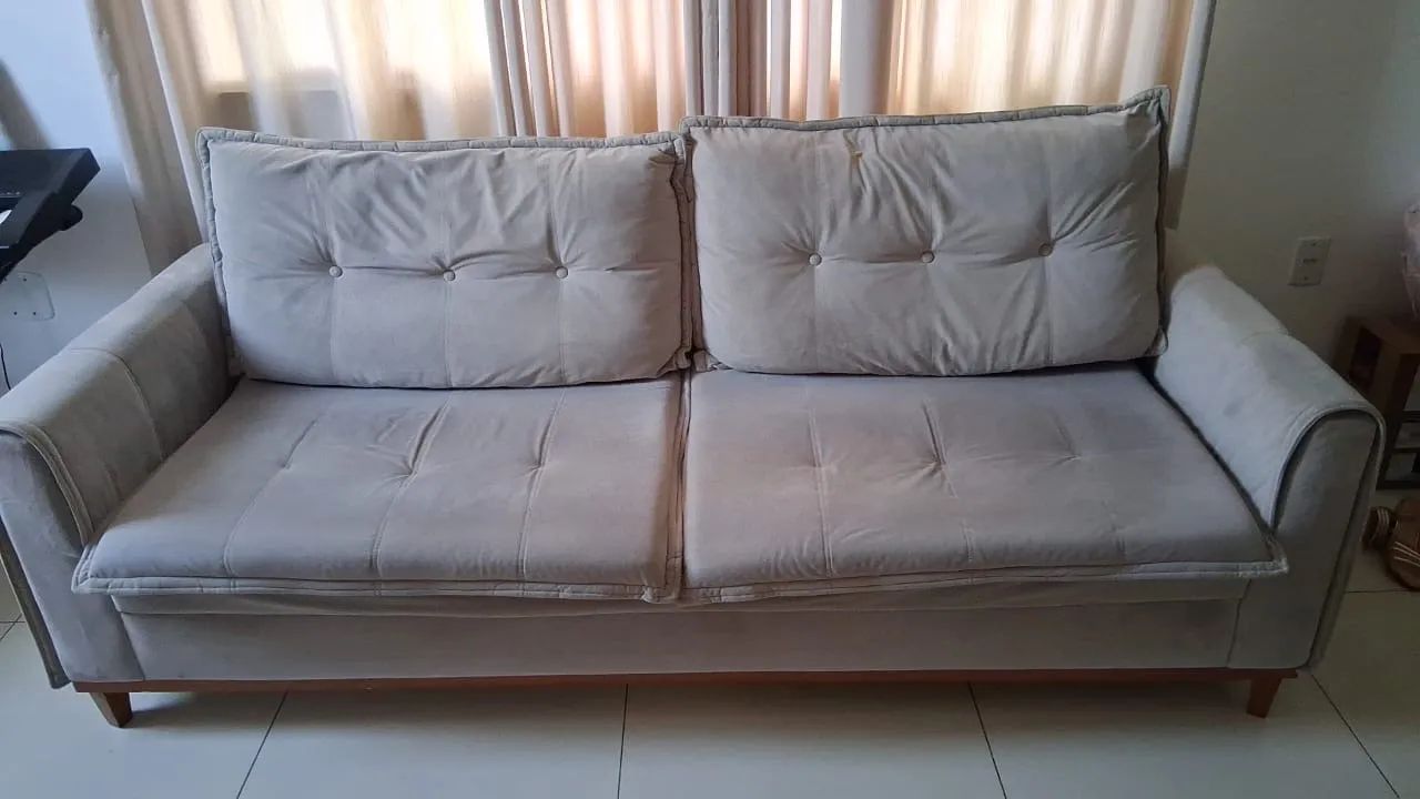 Sofá cinza 4 lugares em perfeito estado - Foto 2