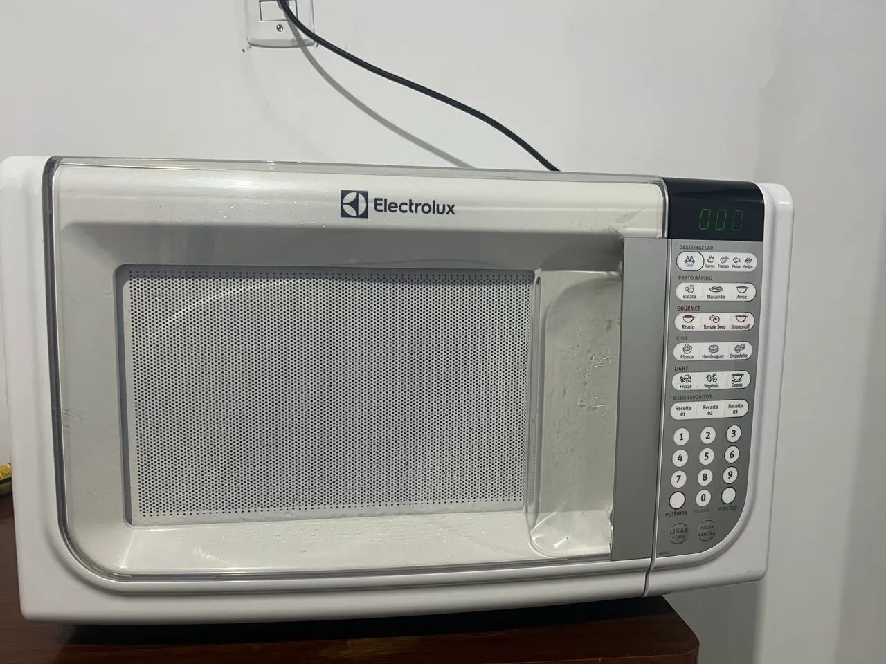 Microondas a venda Eletrolux - Foto 2