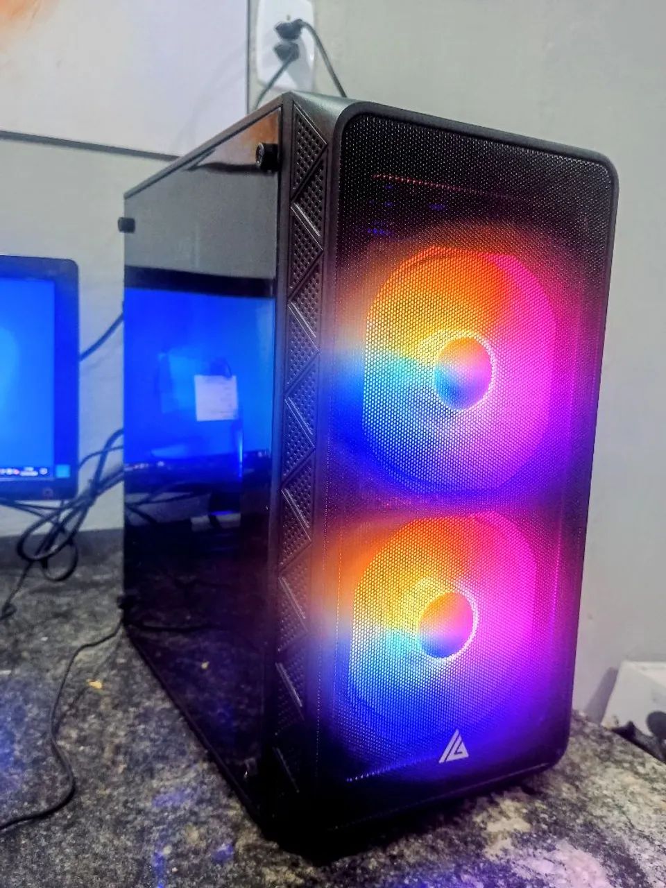 PC GAMER DE ENTRADA NOVO - Computadores e Desktops - Cruz das Armas ...