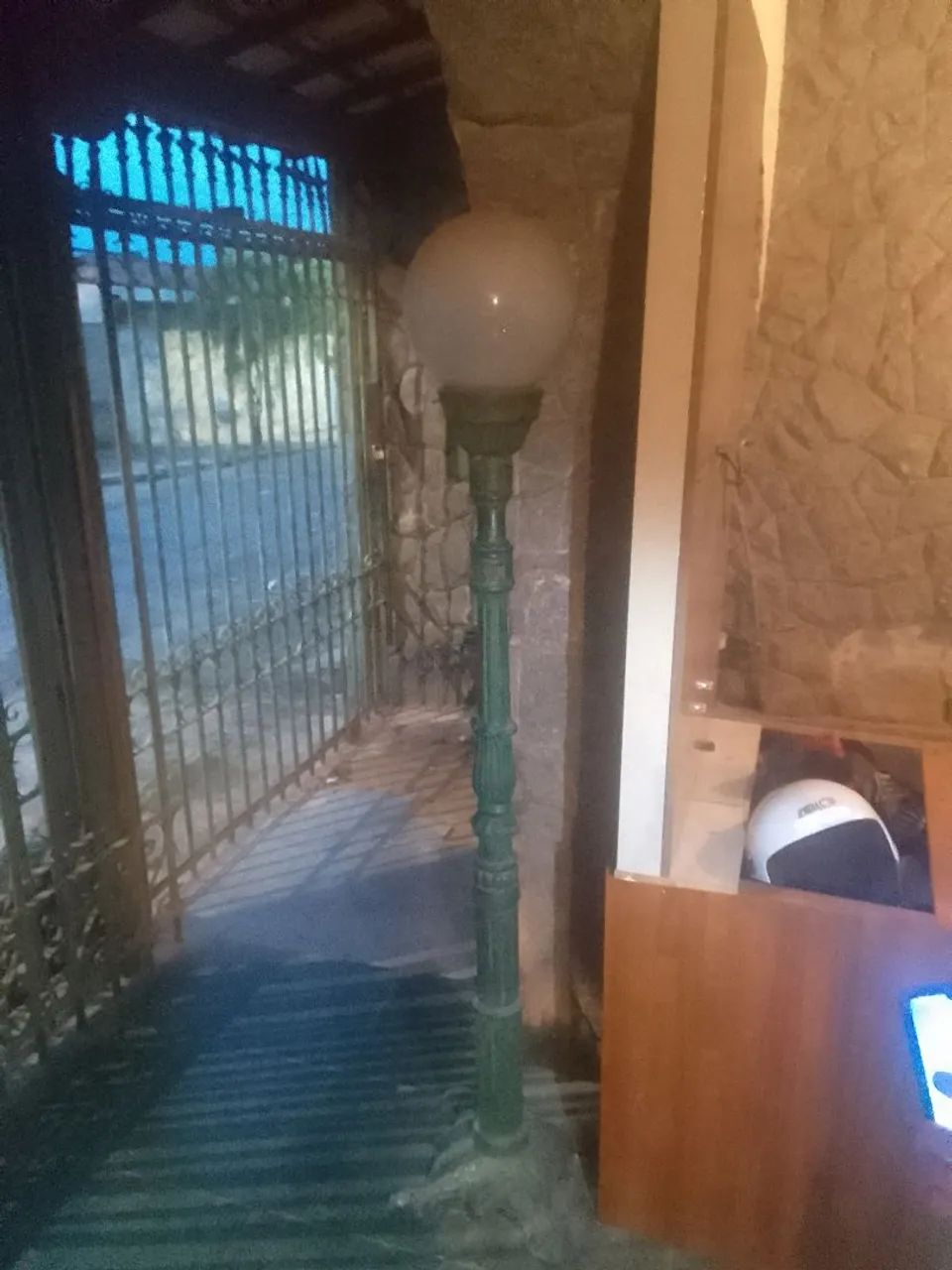 Luminária de jardim 1,60 m com globo 
