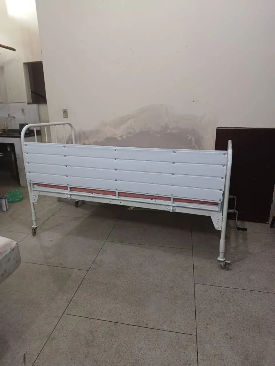 Cama hospitalar robusta - Foto 4