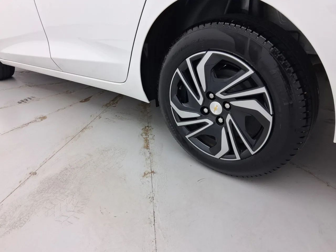 Chevrolet Onix Plus 1.0 12V TB Flex Aut. 4P, foto 12 de 18