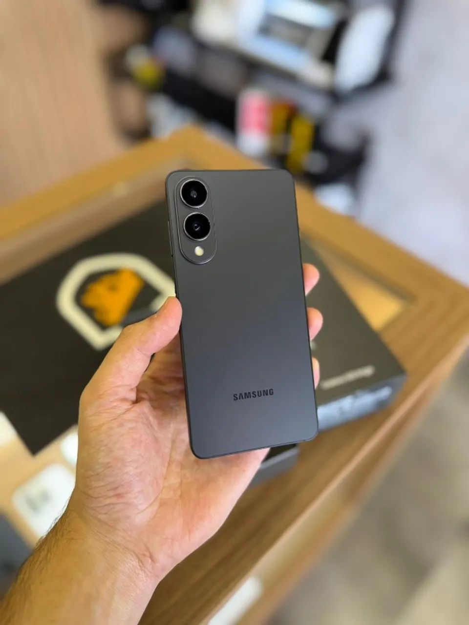 Samsung S25 Edge 12/512gb + Impecável - Foto 3