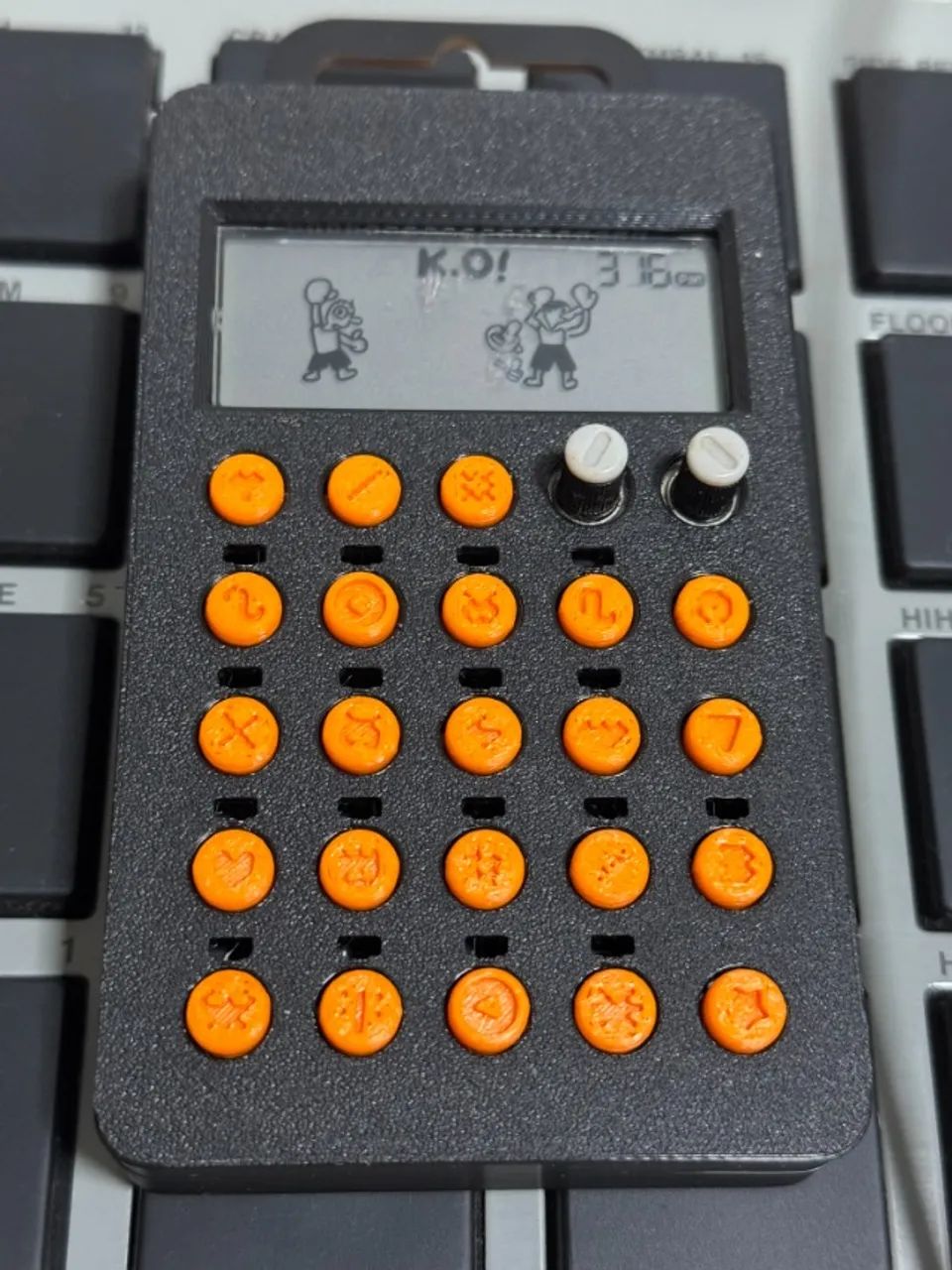 POCKET OPERATOR PO-33 COM CASE - Foto 3