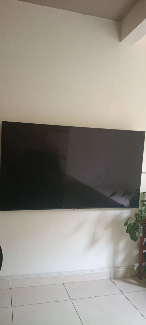 Tv LG 65 polegadas 1 ano de uso 