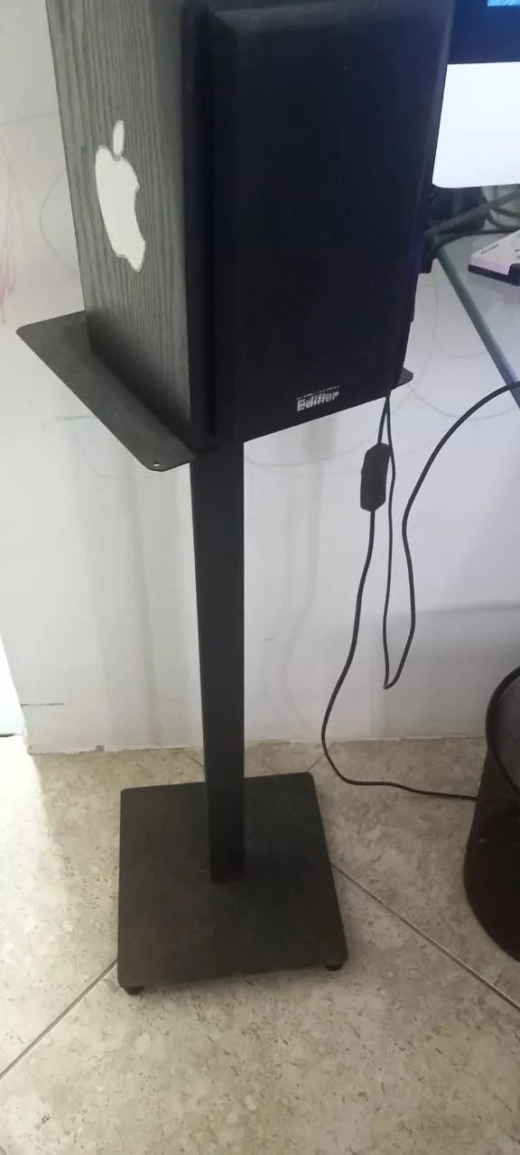 Suporte para caixa de som