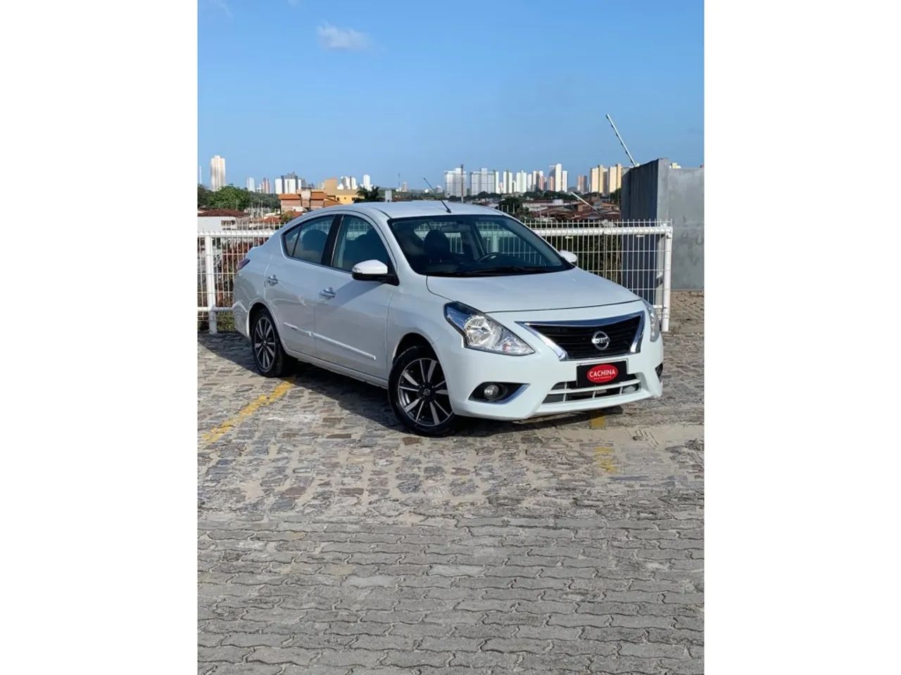 Nissan Versa UNIQUE 1.6 16V 2018