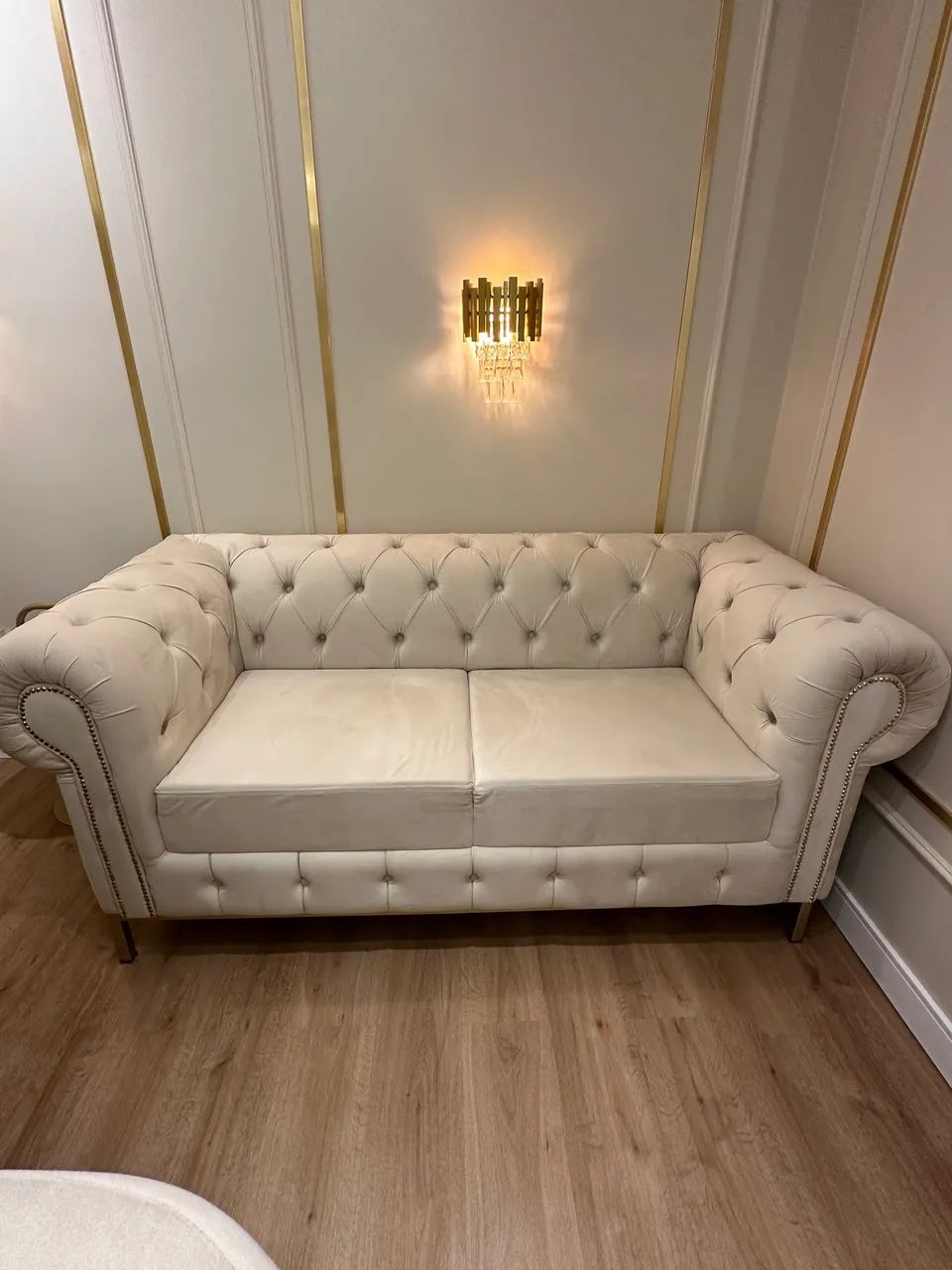 New Luxury Sofa418478674412185600