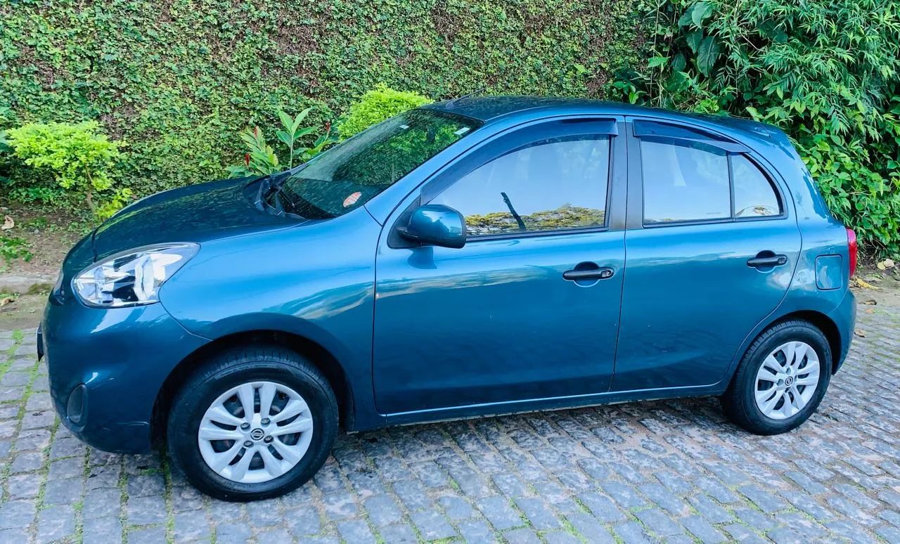 Nissan March 2015