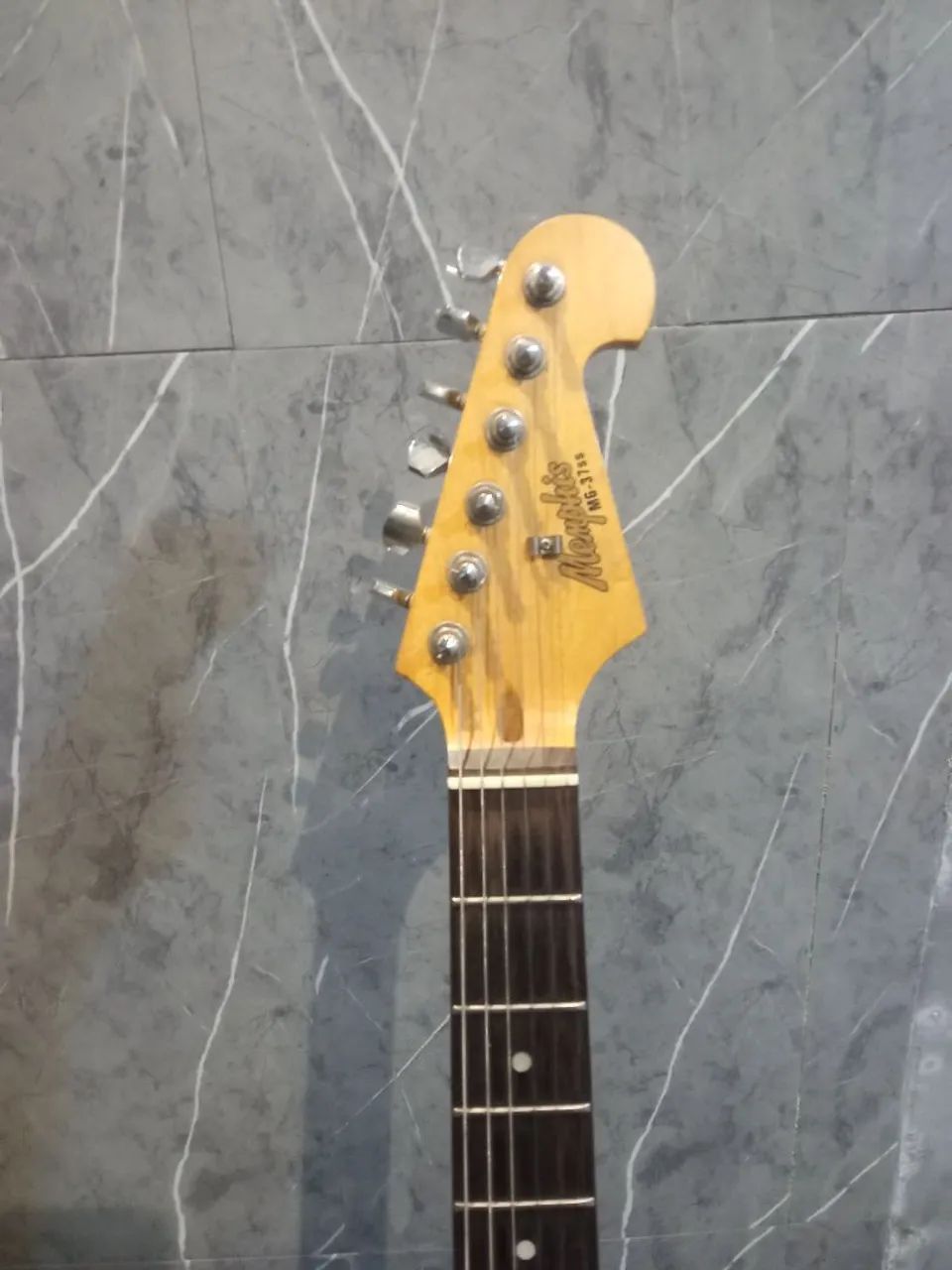  VENDO, GUITARRA MEMPHIS  - Foto 4