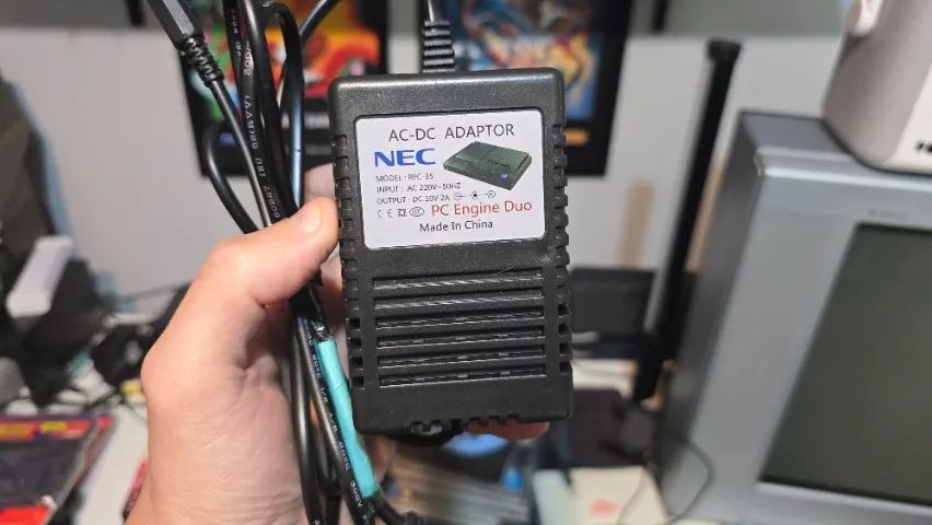 Fonte console PC Engine DUO NEC 220v DC10v 2A (Model: RFC-35)