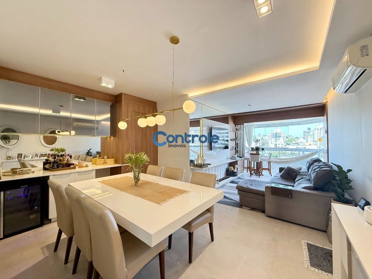 Apartamento com 3 dormitórios, sendo 2 suítes no Estreito. - Foto 2