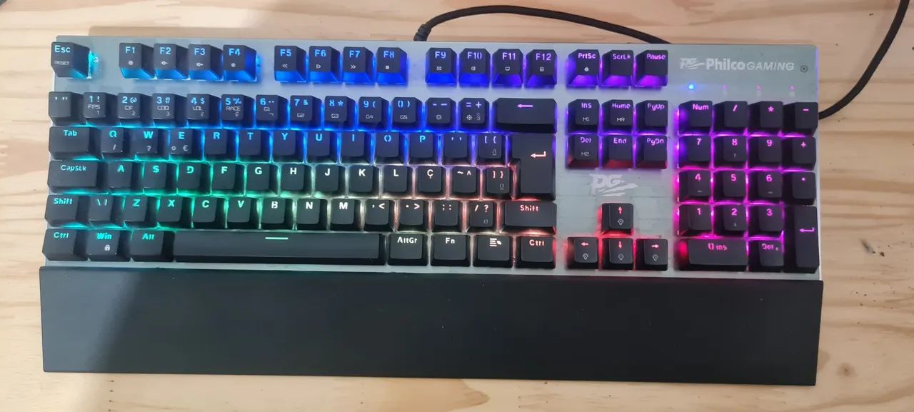 Teclado mecanico gamer Philco PKB92